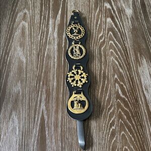 Vintage brass and leather Martingale